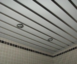 светильники реечный потолок
